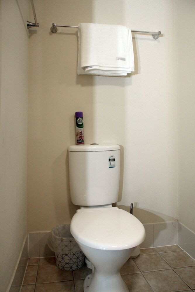 Adelaide Central Apartment - 3br, 2bath & Carpark