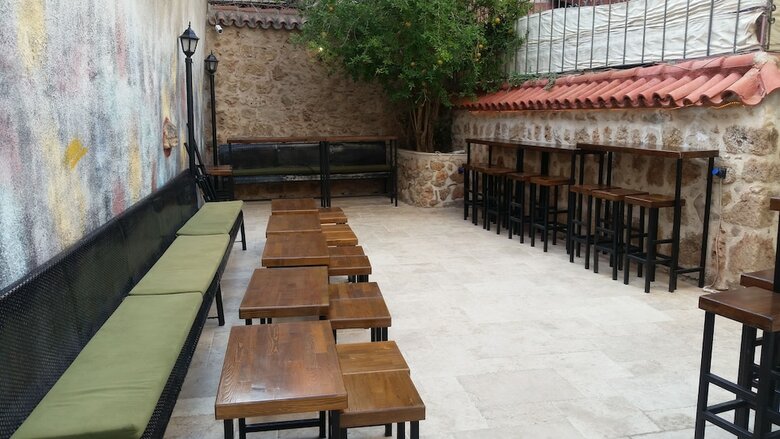 Hostal Funky Monkey Hostel & Pub Antalya - Adults Only