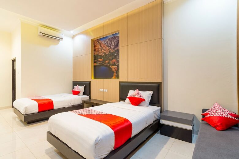 Oyo 1309 Hotel Shafira