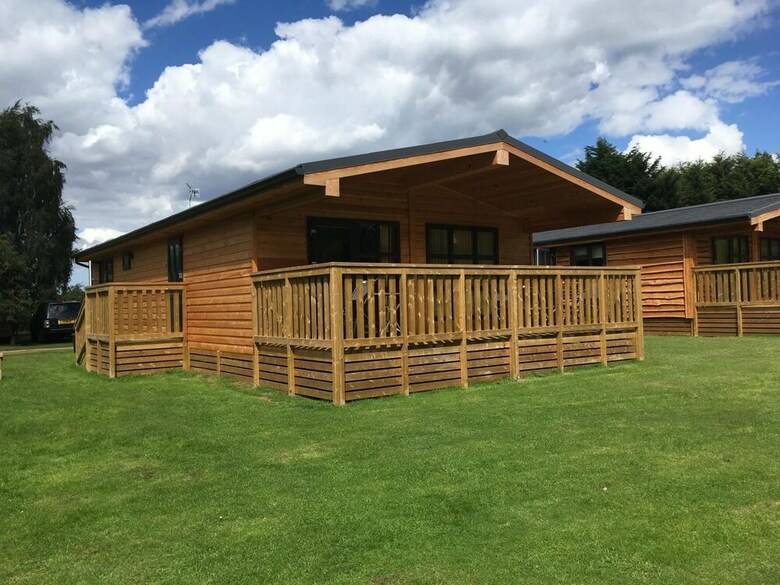 Posada Woodlakes Park