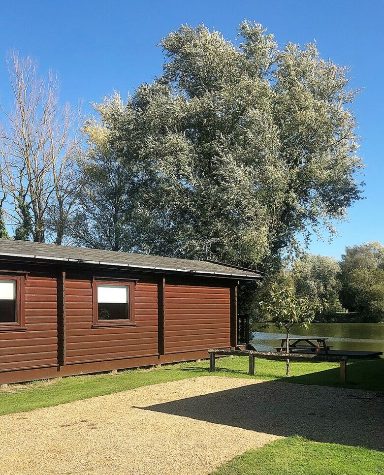 Posada Woodlakes Park