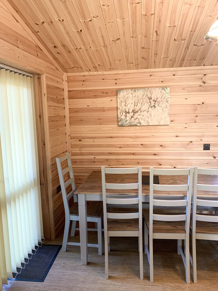 Posada Woodlakes Park