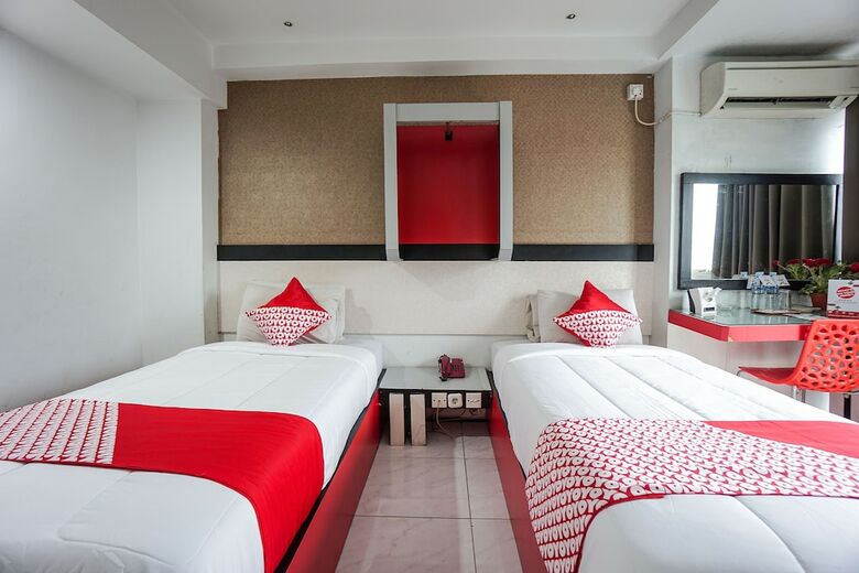Hostal Oyo 1318 Hotel Prince Boulevard