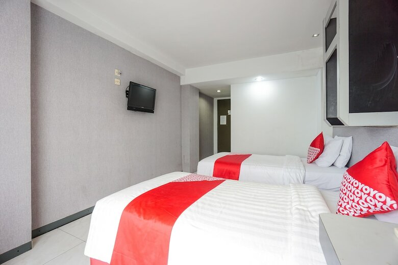 Hostal Oyo 1318 Hotel Prince Boulevard