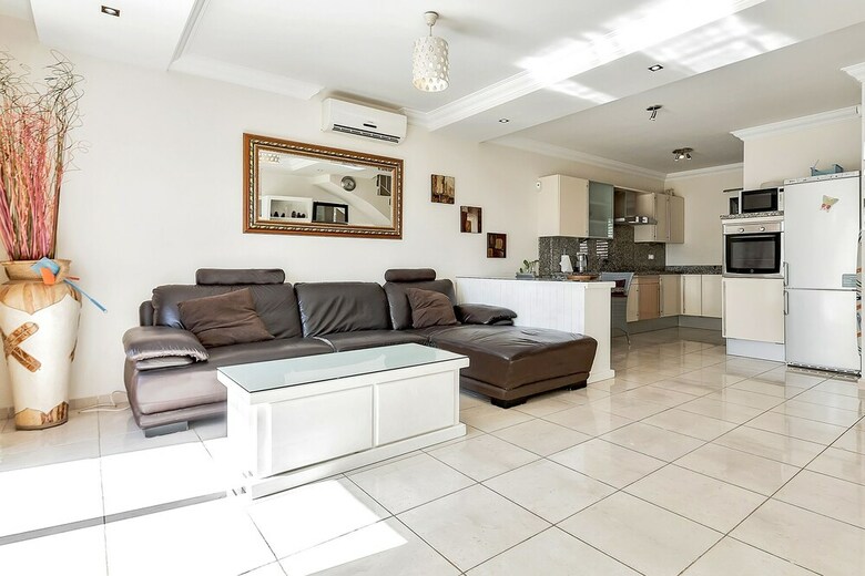 Apartamentos Altemar H5