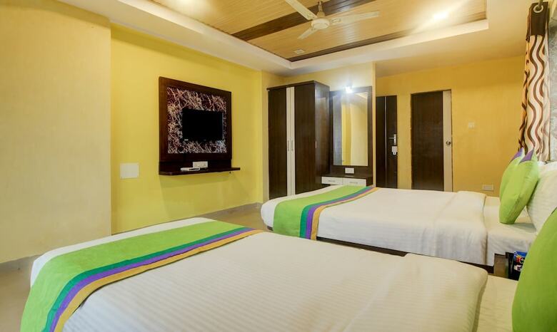 Hotel Treebo Trend Bright Holidays