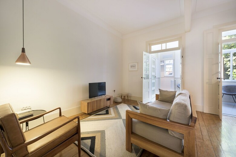 Tripas-cora��o, Breiner Apartments