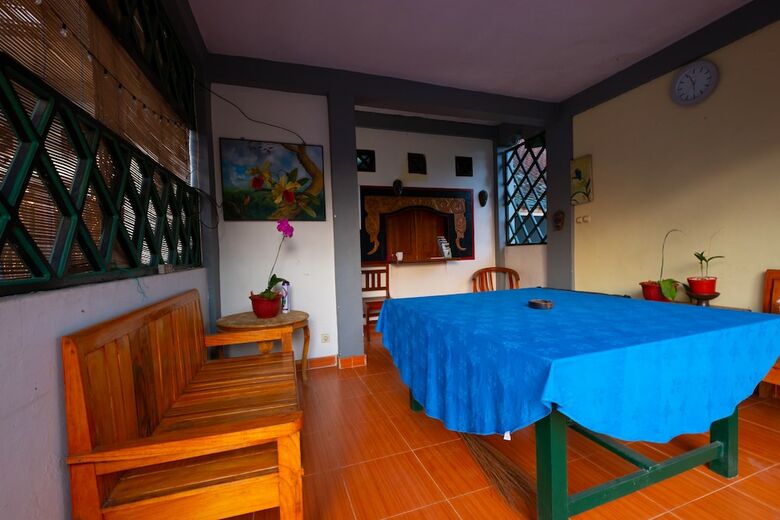 Hotel Oyo 1320 Green Orry Inn