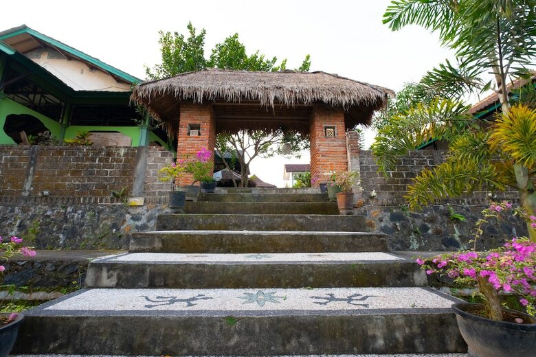 Hotel Oyo 1320 Green Orry Inn