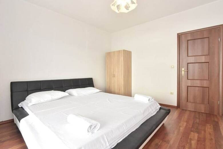 Emilie Apartment And Villa