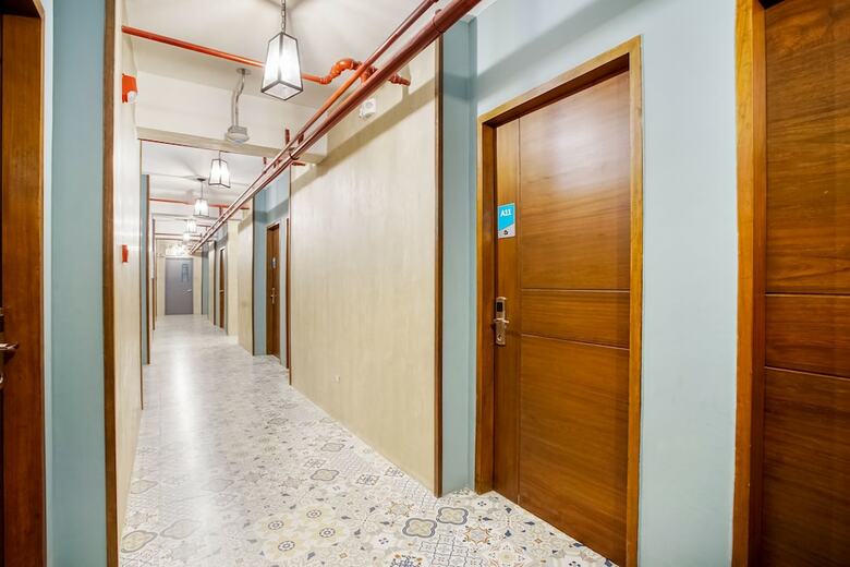 Hotel Oyo 188 Mikos Residences Bonifacio