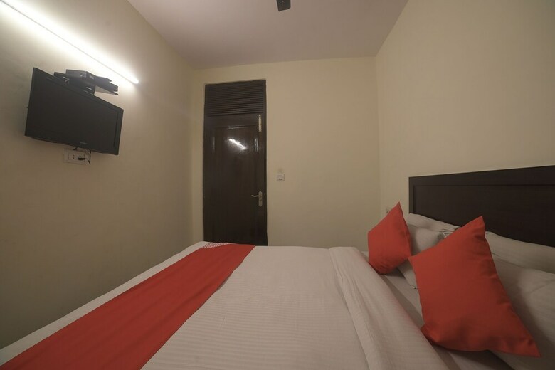 Oyo 31020 Hotel Gaylord