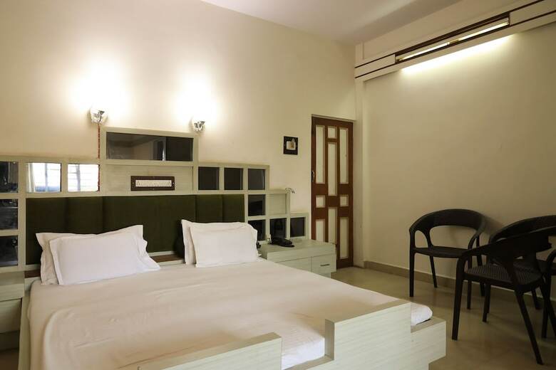 Hotel Spot On 39820 Shree Vaibhav