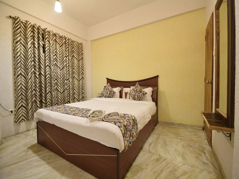 Oyo 30226 Hotel Darshan Palace