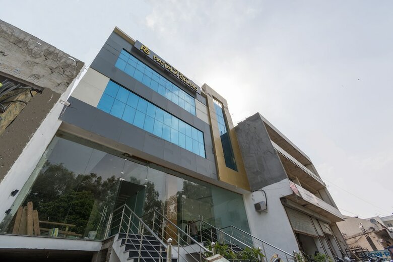 Hotel Capital O 44225 Neem Leaf