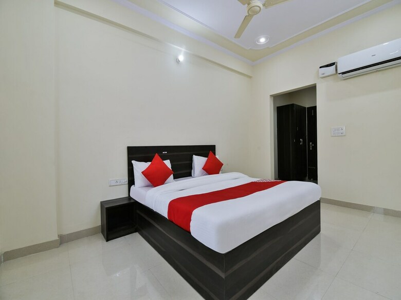 Oyo 35433 Hotel Sethi Palace