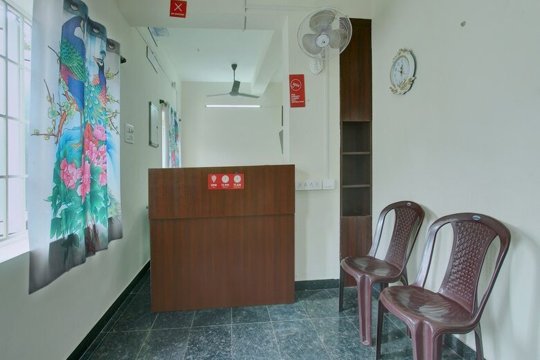 Hotel Oyo Flagship 27691 Snv Garden Main Road