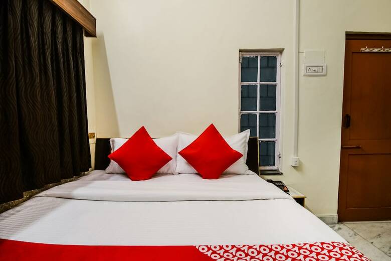 Oyo 30000 Hotel Panghat