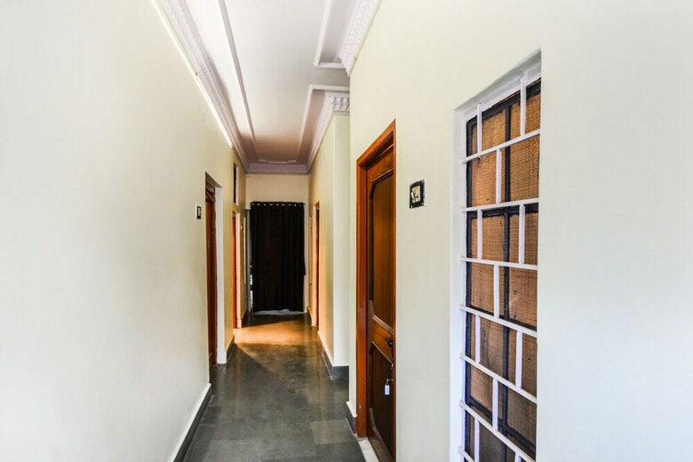 Oyo 30000 Hotel Panghat