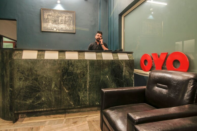 Hotel Oyo 22421 Indiraj