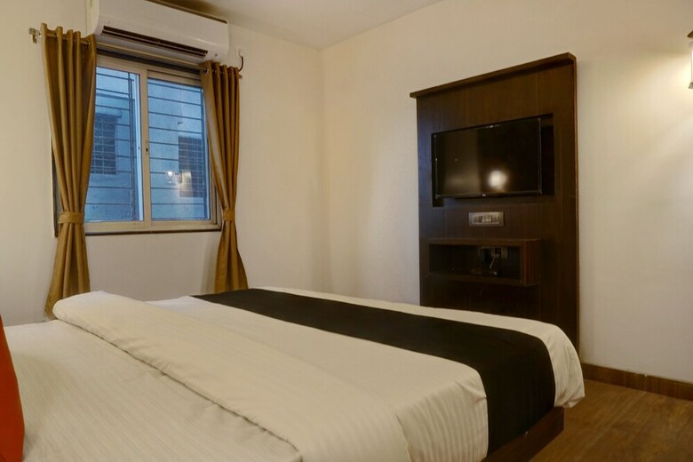 Hotel Capital O 38128 Omkar Executive