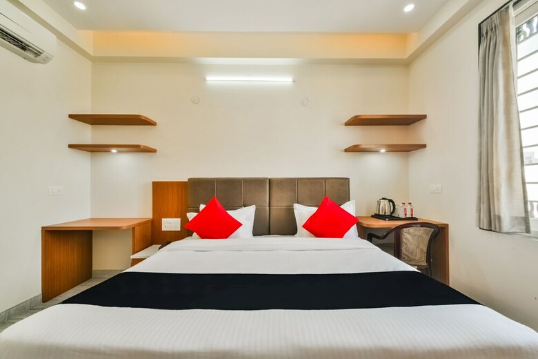 Hotel Capital O 40000 The Sejour
