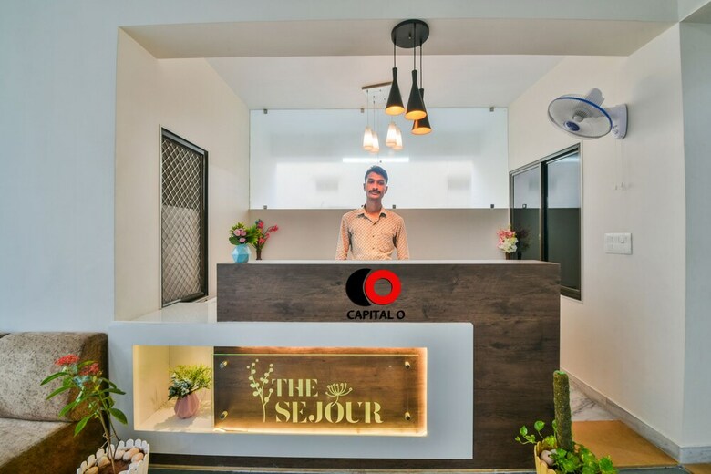 Hotel Capital O 40000 The Sejour