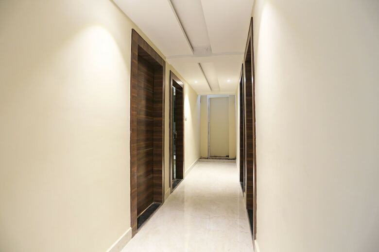 Hotel Oyo 28614 Bless Inn