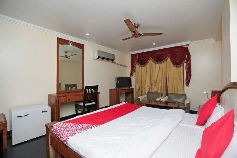 Oyo 29807 Hotel The City Heart