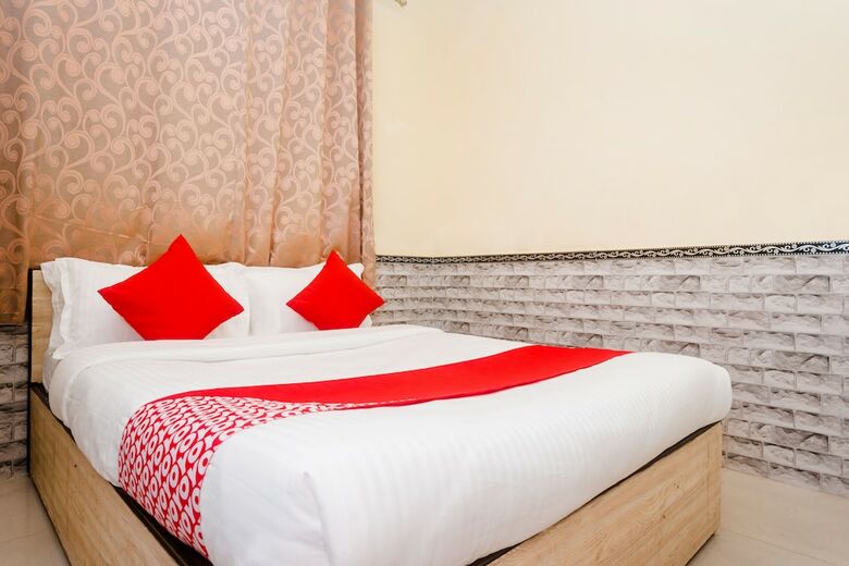 Oyo 29550 Hotel Nivara