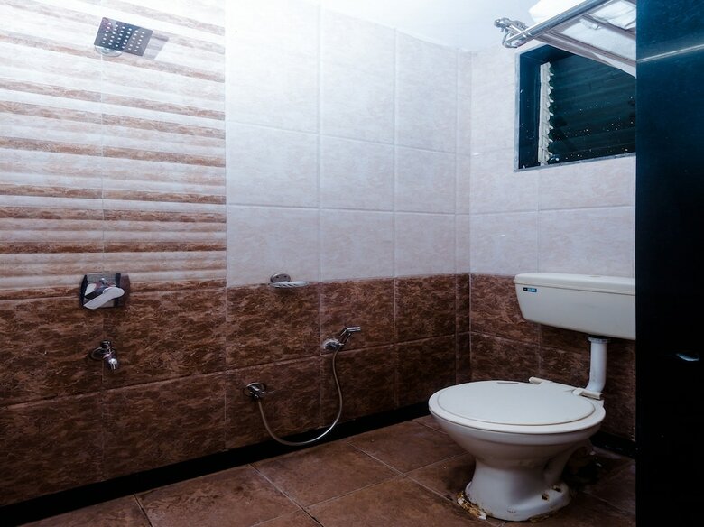 Oyo 29550 Hotel Nivara