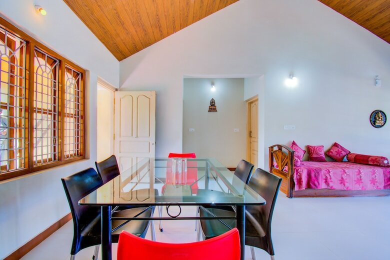Hotel Oyo Home 22814 Cozy 2bhk