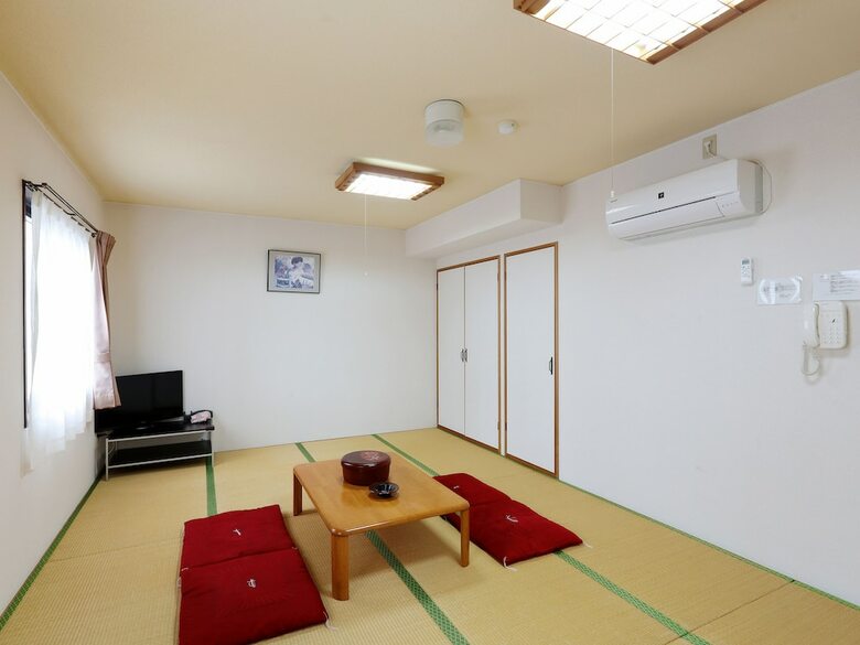 Oyo Rays Hotel Suisen Miyazaki