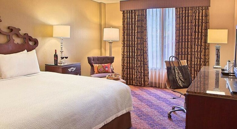 Doubletree Castle Hotel