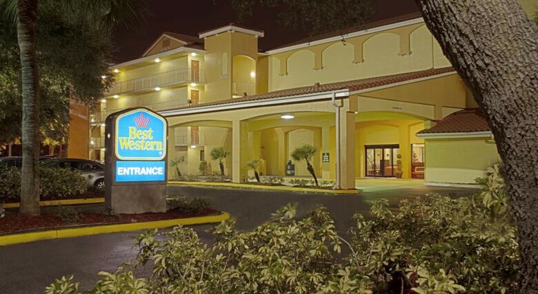 Mai Hana Hotel - International Drive