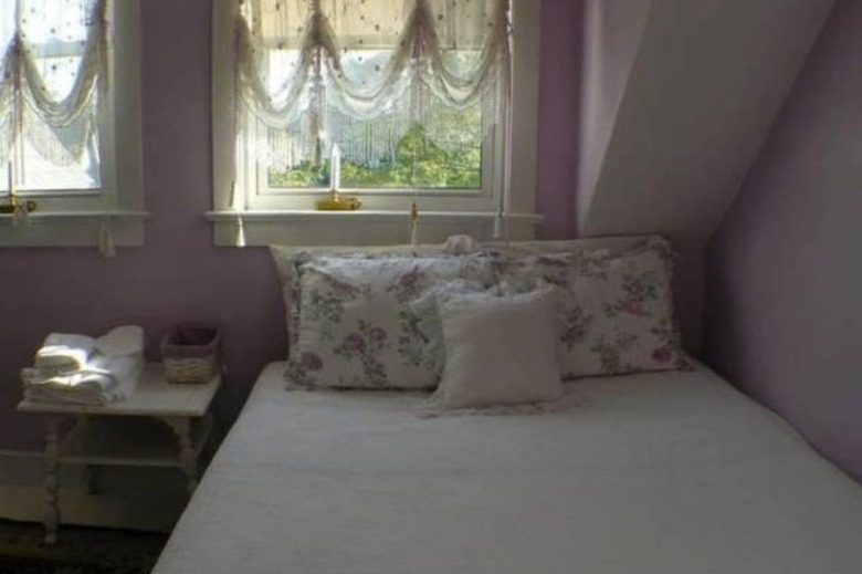 Bed & Breakfast Walden Inn And Suites