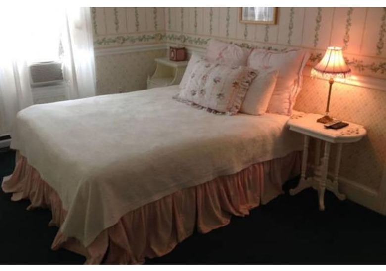 Bed & Breakfast Walden Inn And Suites