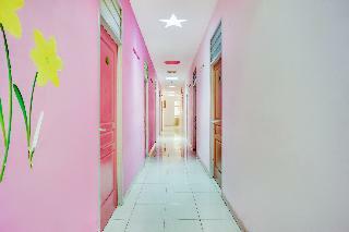Motel Spot On 2214 Wisma Jampea