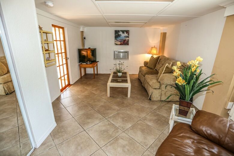 170 Sabal Dr. - M