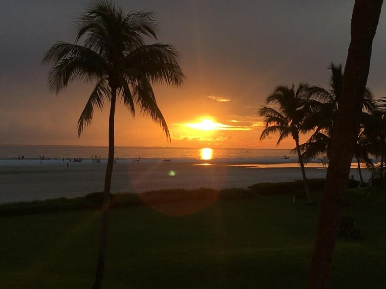 Cane Palm Beach Club 105