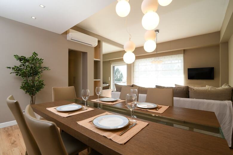 142m� Homm Bright Alimos Apartment With Marina View