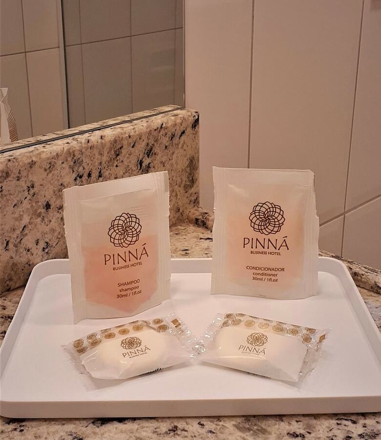Pinn� Business Hotel