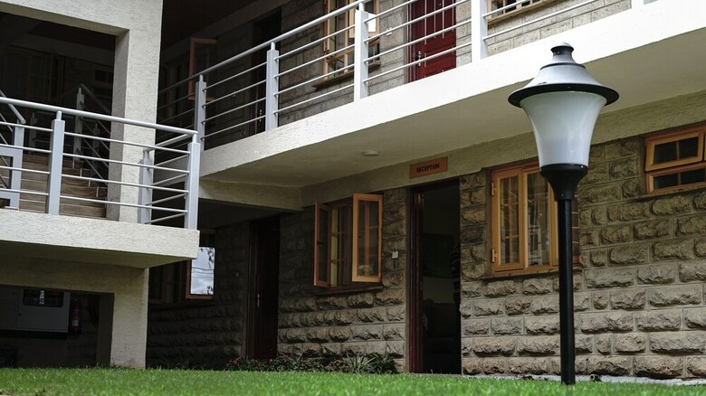 Apartamentos The Cycads Suites