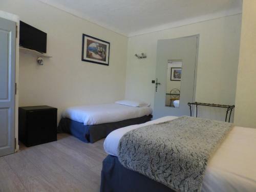 Hotel H�tel Lou Cale� Restaurant Le Rocher Des Abeilles