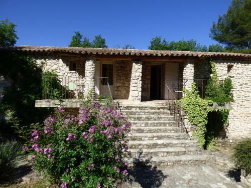 Hotel H�tel Lou Cale� Restaurant Le Rocher Des Abeilles