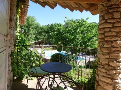 Hotel H�tel Lou Cale� Restaurant Le Rocher Des Abeilles