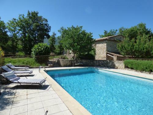 Hotel H�tel Lou Cale� Restaurant Le Rocher Des Abeilles