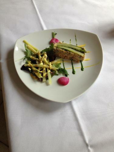 Hotel H�tel Lou Cale� Restaurant Le Rocher Des Abeilles