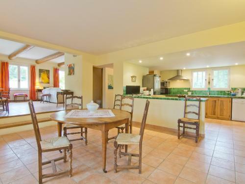 Holiday Home Les Cotes St Martin Castillon