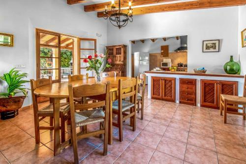 Villa Les Oliveras